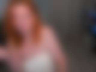 Live cam show with Almaz-Fire-Fox-One - Granny MILF on WildCum