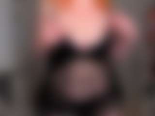 Live cam show with Almaz-Fire-Fox-One - Dildo Or Vibrator Granny on Strip Flash - Live Sex Shows