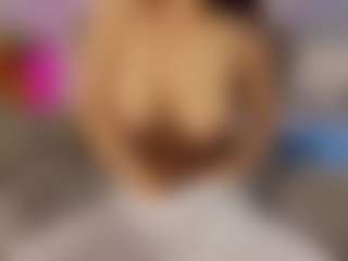 Red hair Arianna's Live Sex Cam Show