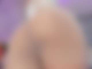 Red hair Arianna's Live Sex Cam Show