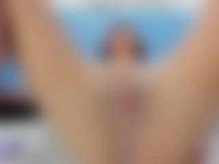Red hair Arianna's Live Sex Cam Show