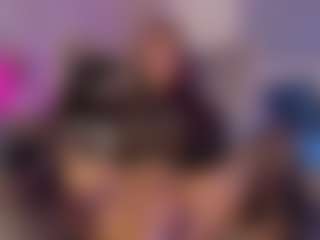 Live cam show with Pantyhose Arianna - Red Hair Amateur on Hubzter Live