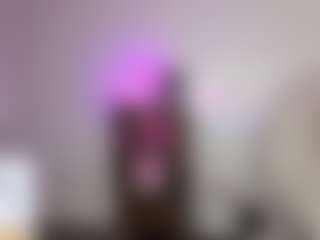 Live cam show with Celestina Blooms - Blue Eyes on Cam Slut