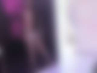 Live cam show with Celestina Blooms - Blue Eyes on Cam Slut