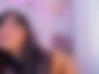 Live cam show with emmily-z - Fingers on Stripli.com
