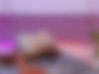 Live cam show with emmily-z - Curvy on Stripli.com
