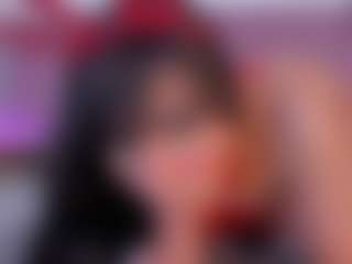 emmily-z's Live Sex Cam Show