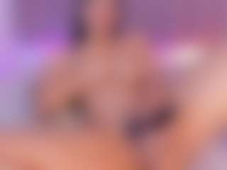 emmily-z's Live Sex Cam Show