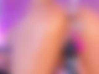 emmily-z's Live Sex Cam Show