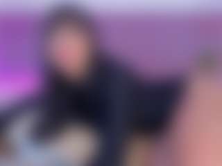 emmily-z's Live Sex Cam Show