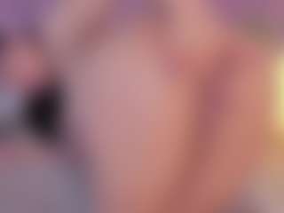 emmily-z's Live Sex Cam Show