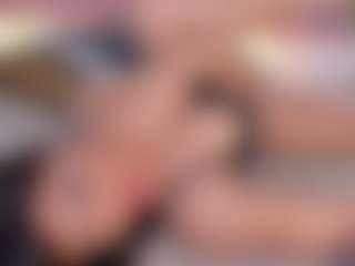 Live cam show with emmily-z - Fuck Machine on thefappeningchat.com