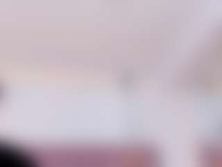 Live cam show with emmily-z - Cute on live18s.com