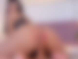 Live cam show with emmily-z - Shaved Pussy Big Tits on TeamSkeetLive