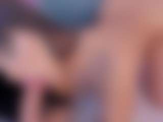 emmily-z's Live Sex Cam Show