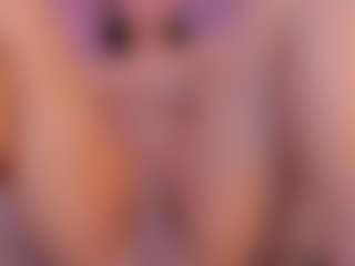 emmily-z's Live Sex Cam Show