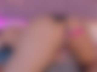 emmily-z's Live Sex Cam Show