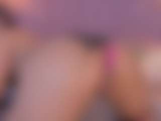 emmily-z's Live Sex Cam Show