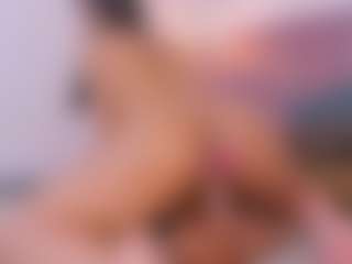 Live cam show with emmily-z - Toys Teen (18+) on luckytryst.com
