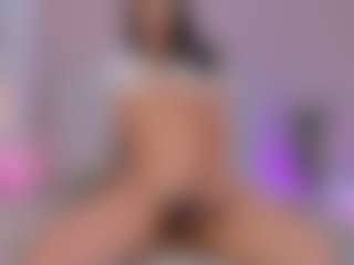 emmily-z's Live Sex Cam Show