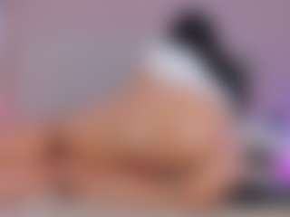 emmily-z's Live Sex Cam Show