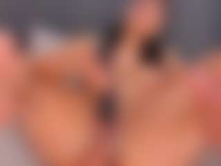 emmily-z's Live Sex Cam Show