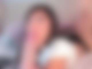 Live cam show with emmily-z - Squirt on CamClone