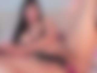 emmily-z's Live Sex Cam Show