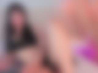 emmily-z's Live Sex Cam Show
