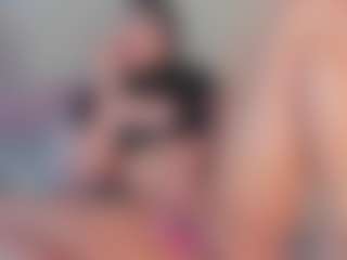 Live cam show with emmily-z - Fingers on SpankPalCams