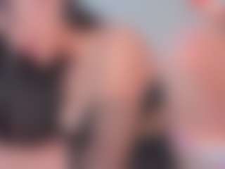 emmily-z's Live Sex Cam Show