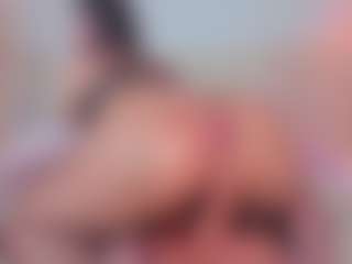 Live cam show with emmily-z - Tattoos on 1on1-livenow