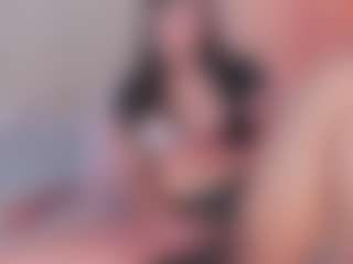 emmily-z's Live Sex Cam Show