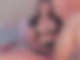 emmily-z's Live Sex Cam Show