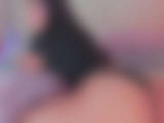 emmily-z's Live Sex Cam Show
