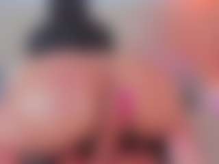emmily-z's Live Sex Cam Show