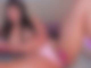 emmily-z's Live Sex Cam Show