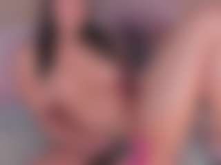 emmily-z's Live Sex Cam Show