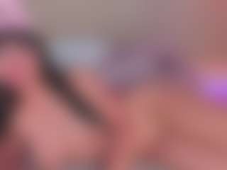 emmily-z's Live Sex Cam Show