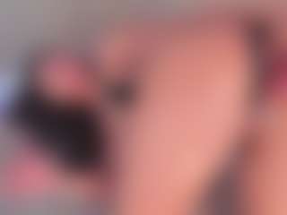 emmily-z's Live Sex Cam Show