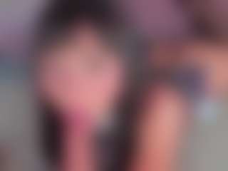 emmily-z's Live Sex Cam Show