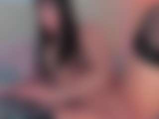 emmily-z's Live Sex Cam Show