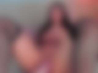 emmily-z's Live Sex Cam Show