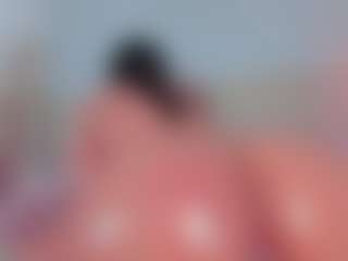 emmily-z's Live Sex Cam Show