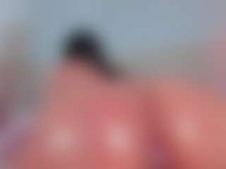 emmily-z's Live Sex Cam Show