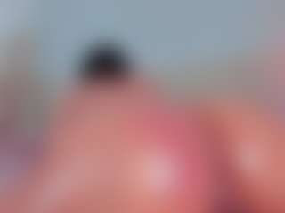 emmily-z's Live Sex Cam Show