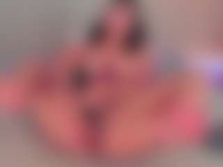 emmily-z's Live Sex Cam Show