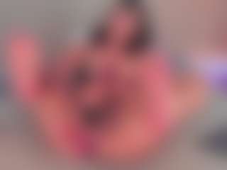 emmily-z's Live Sex Cam Show