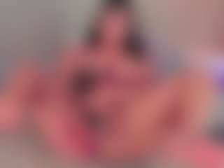 emmily-z's Live Sex Cam Show