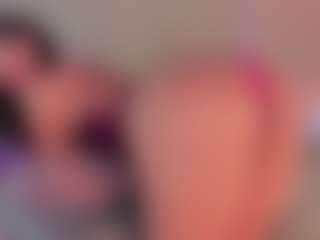emmily-z's Live Sex Cam Show